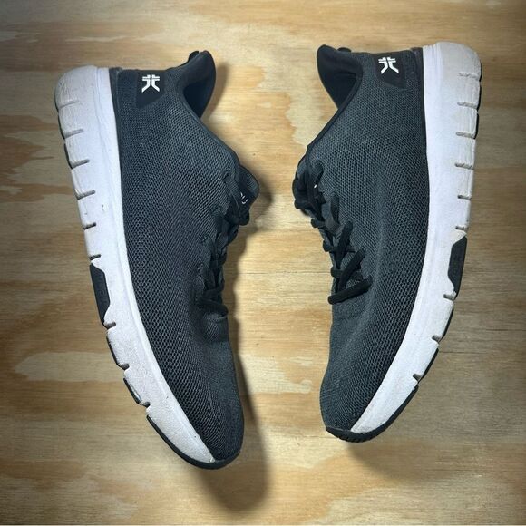 Kuru Dark Gray Sneakers Men’s Size 11 Wide - Picture 2 of 9